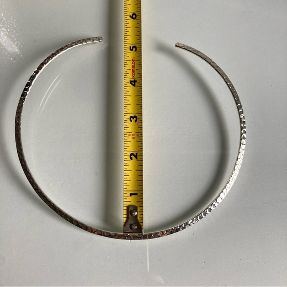 Textured Silver Tone Choker Necklace - Picture 3 of 5